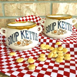 Set of 2 Vintage Style Stoneware Soup Kettle Mugs.